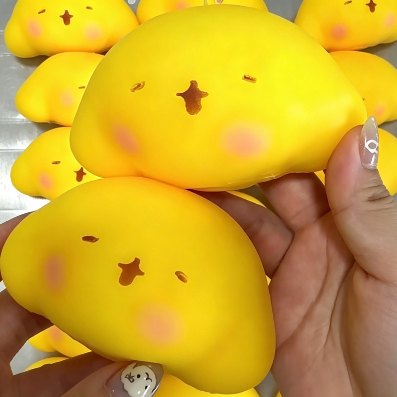 Crunchy Tangyuantu Ball Squish - Building Blocks recension och pris
